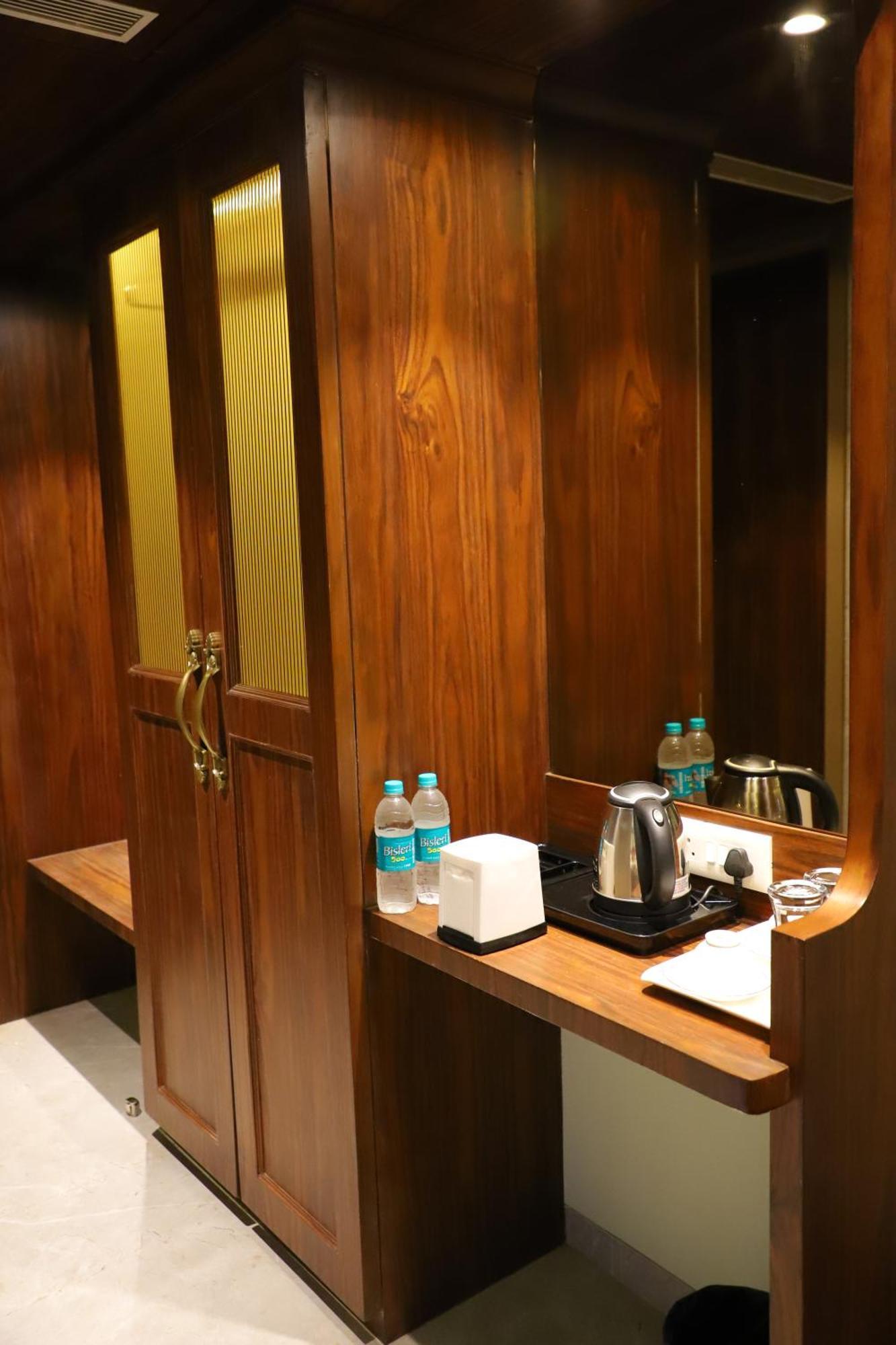 Le Vivanta Virār エクステリア 写真