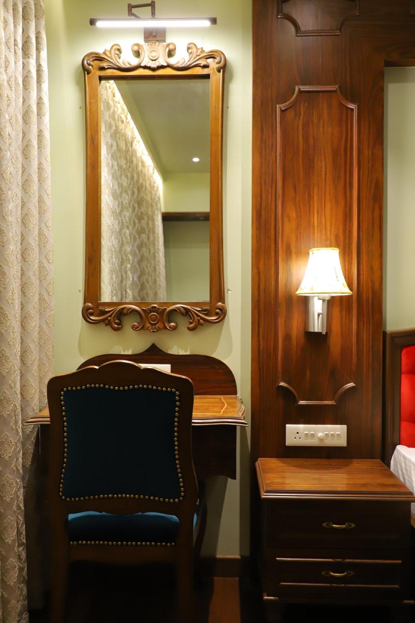 Le Vivanta Virār エクステリア 写真